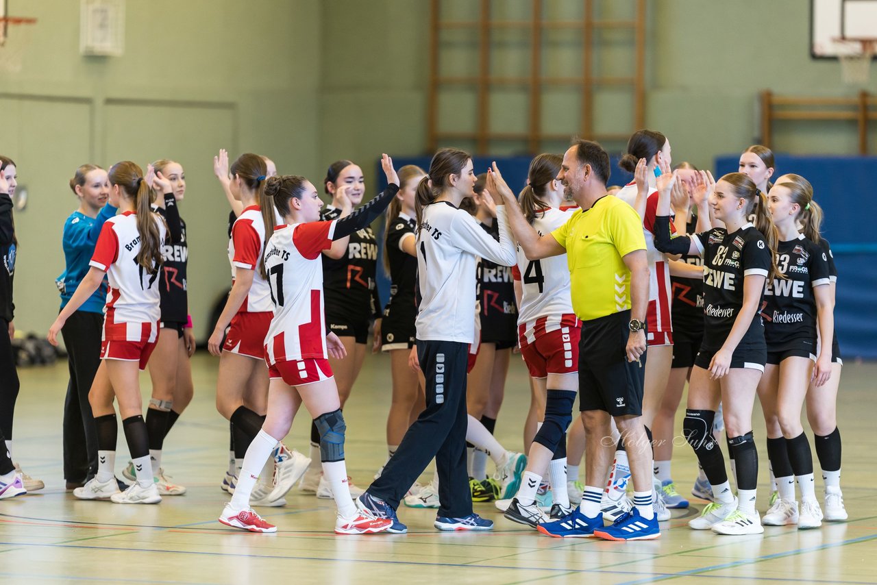 Bild 327 - wBJ SV Henstedt Ulzburg - Bramstedter TS : Ergebnis: 27:15